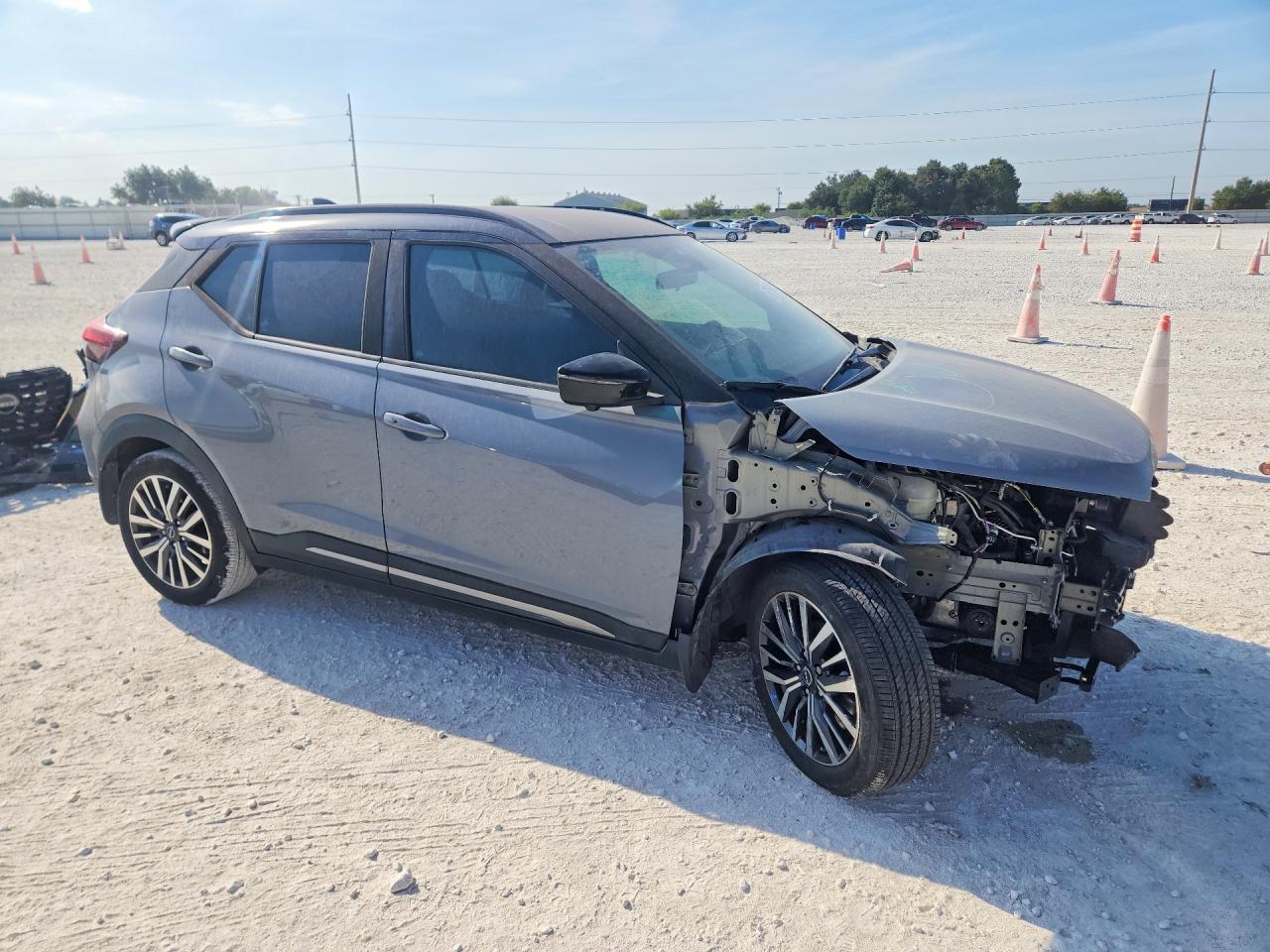 2023 NISSAN KICKS SR — снимка 4