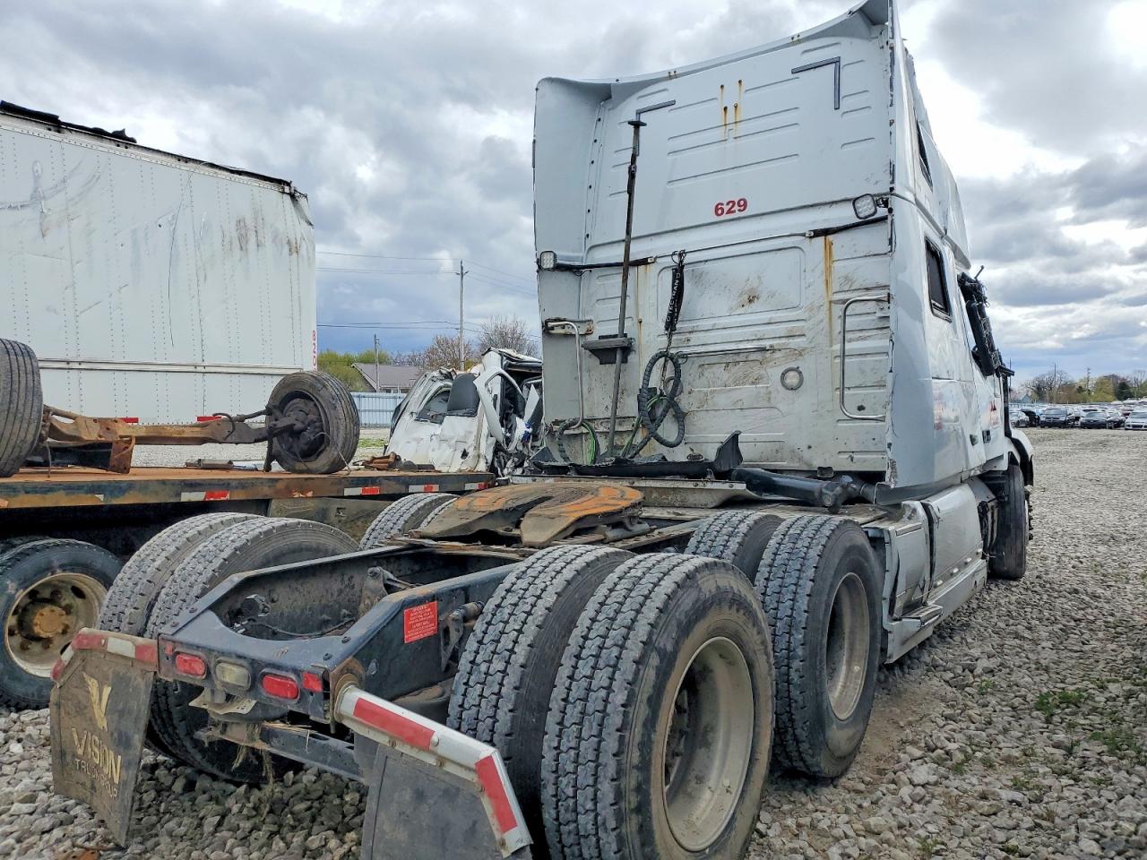 2019 VOLVO VNL — снимка 4