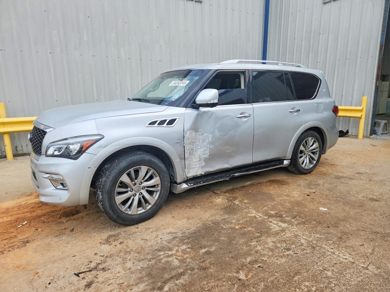 2017 INFINITI QX80 BASE