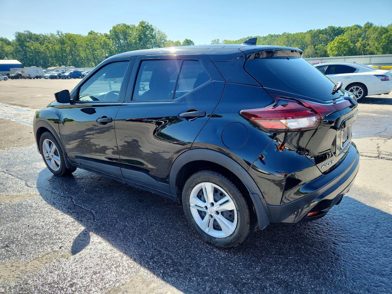 2024 NISSAN KICKS S — снимка 2