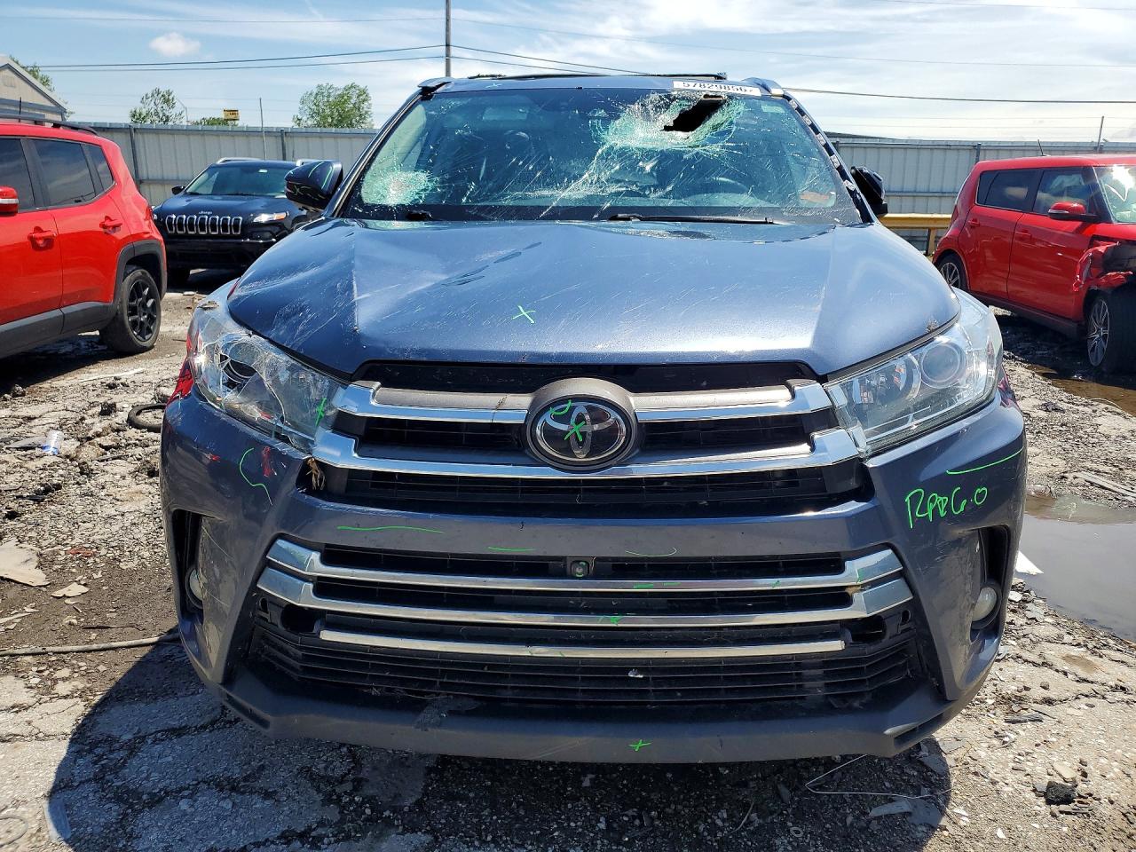 2018 TOYOTA HIGHLANDER LIMITED — снимка 5
