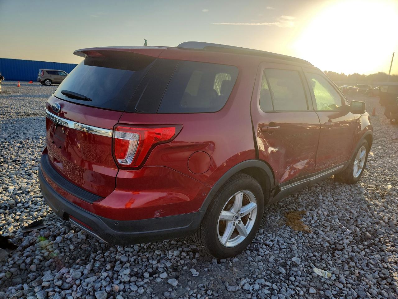 2019 FORD EXPLORER XLT — снимка 3