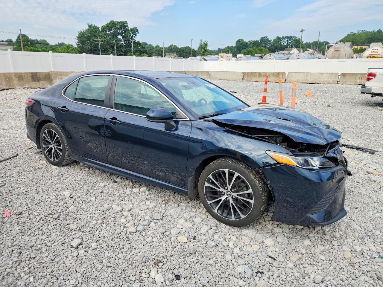 2019 TOYOTA CAMRY SE — снимка 4