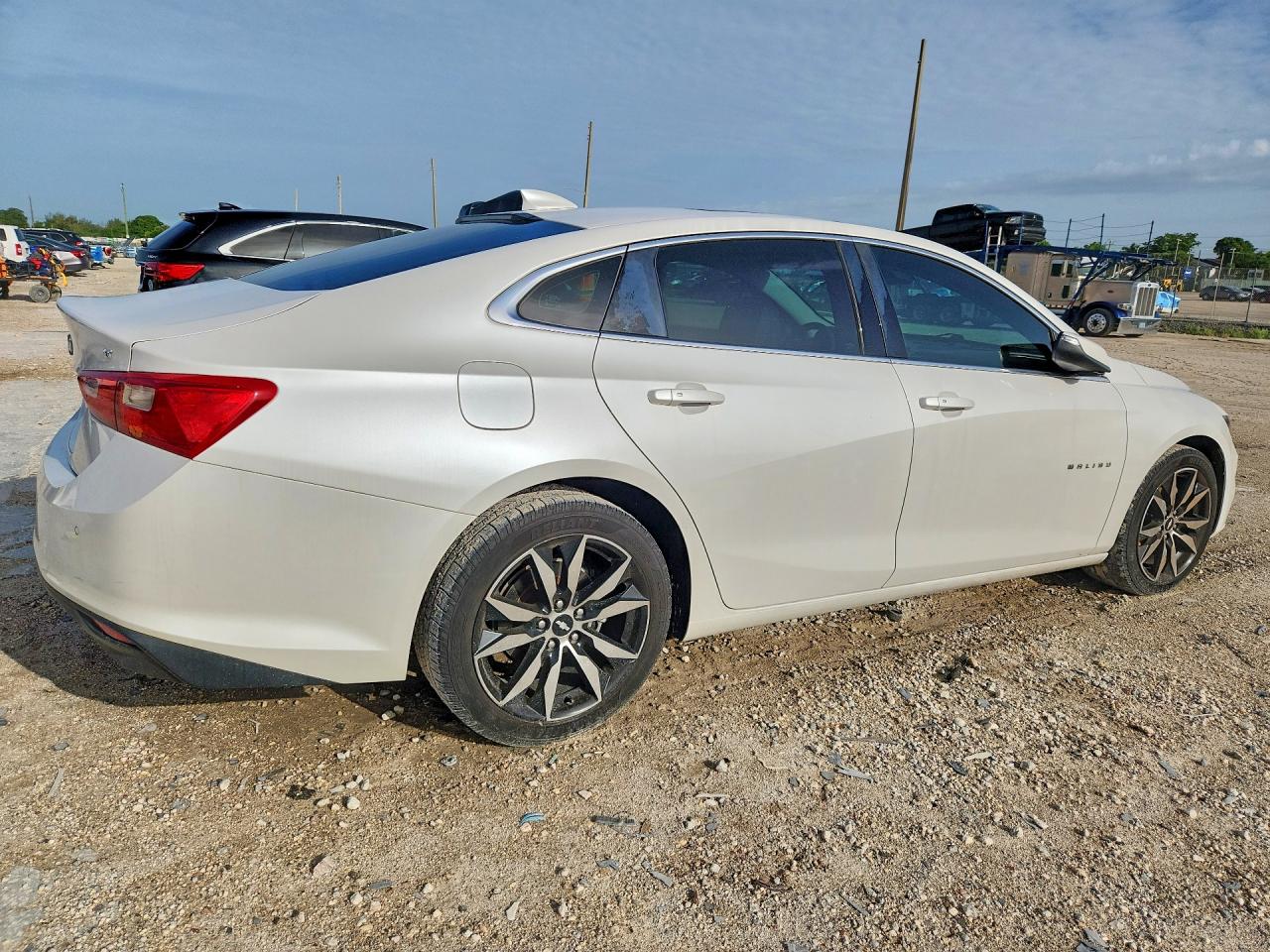 2018 CHEVROLET MALIBU — снимка 3