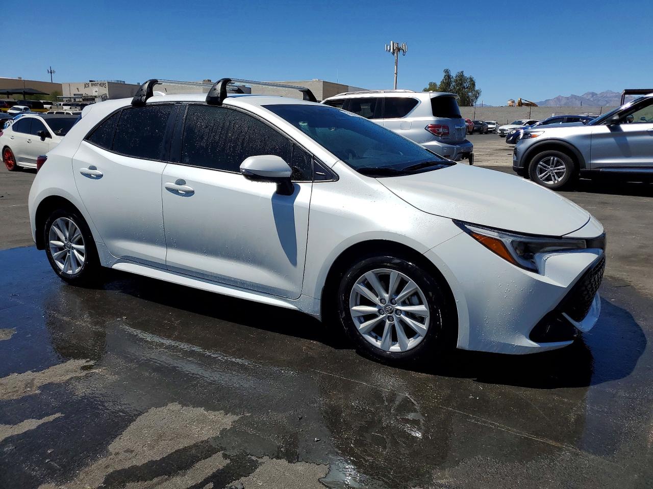 2025 TOYOTA COROLLA HATCHBACK SE — снимка 4