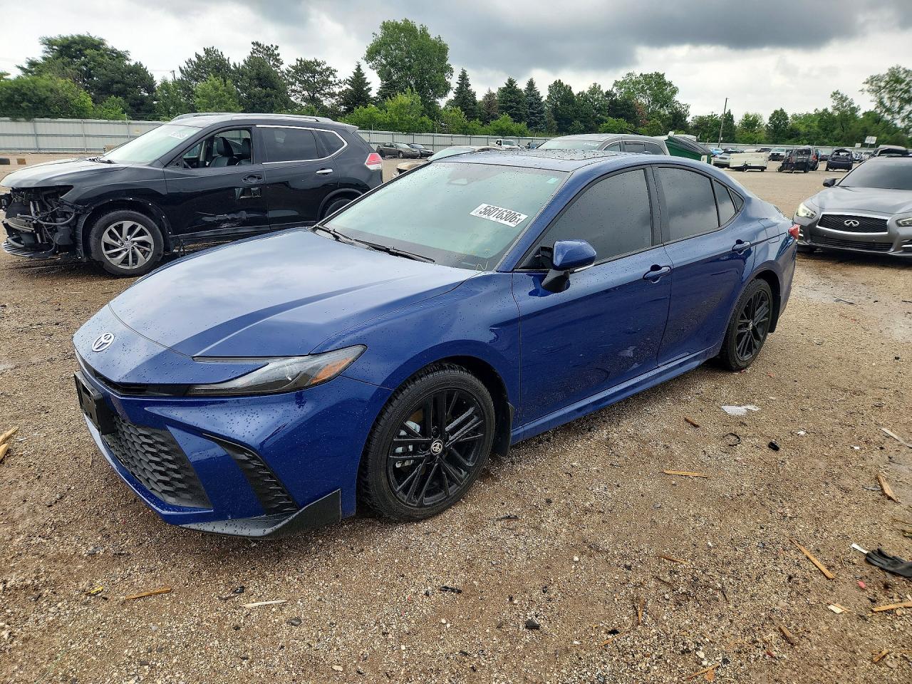 2025 TOYOTA CAMRY SE