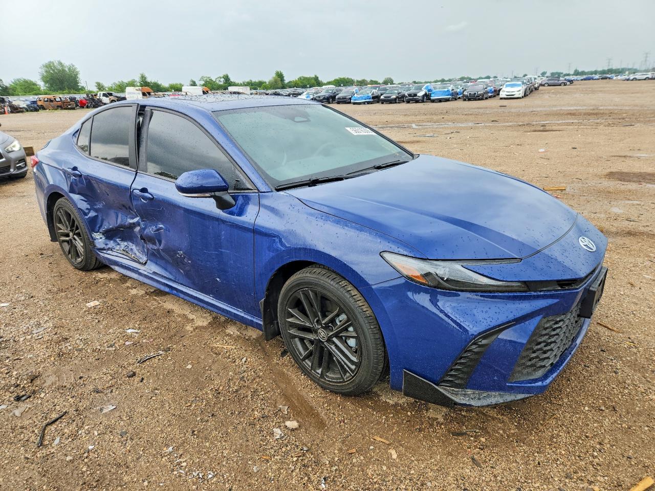 2025 TOYOTA CAMRY SE — снимка 4