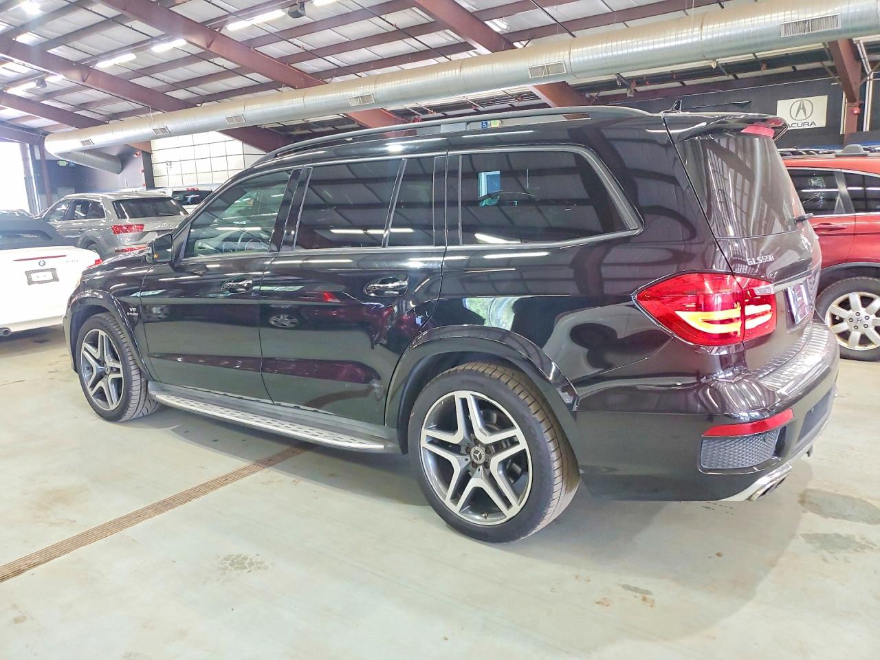 2015 MERCEDES-BENZ GL 550 4MATIC — снимка 2