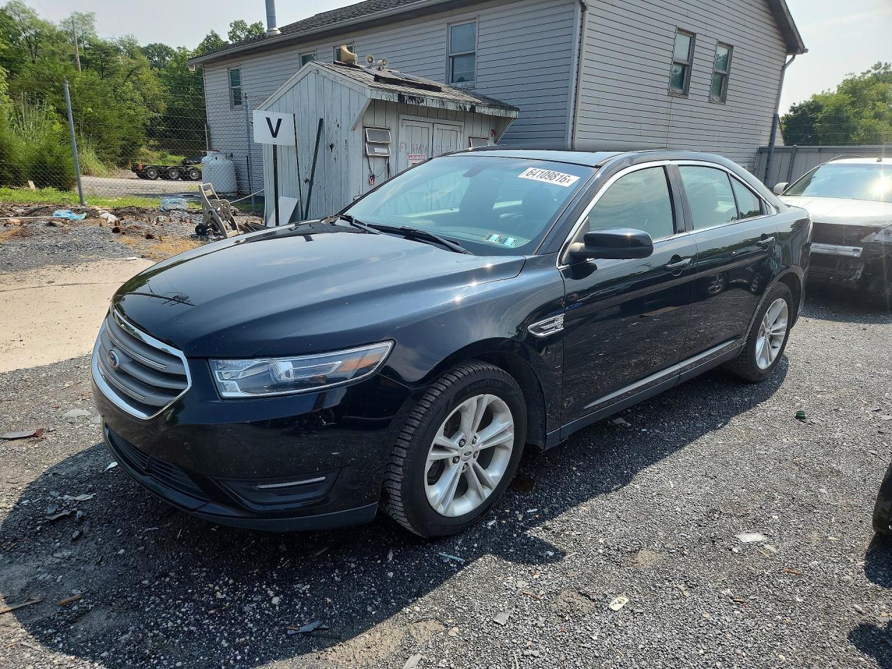 2018 FORD TAURUS SEL