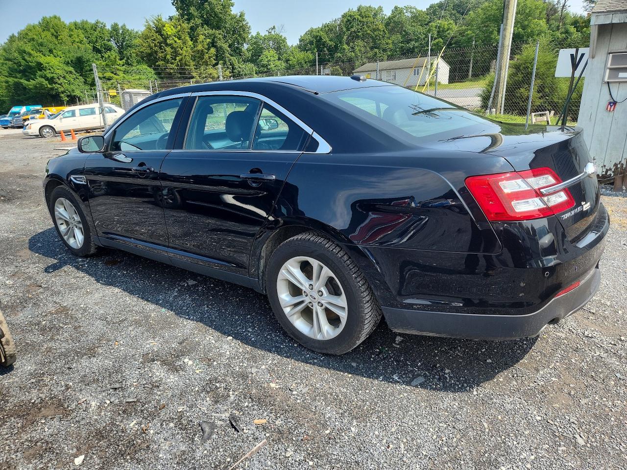 2018 FORD TAURUS SEL — снимка 2