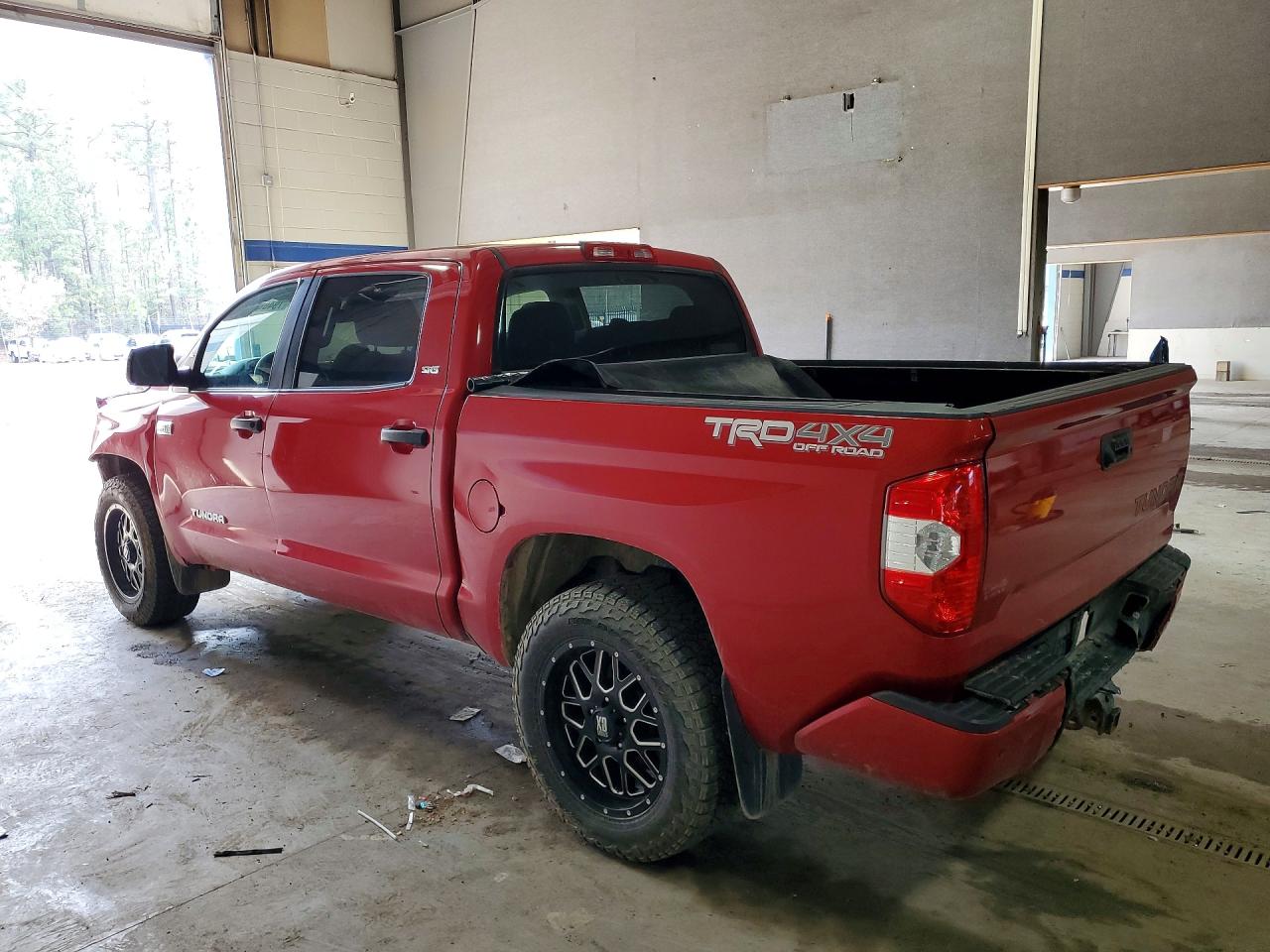 2019 TOYOTA TUNDRA SR5 — снимка 2