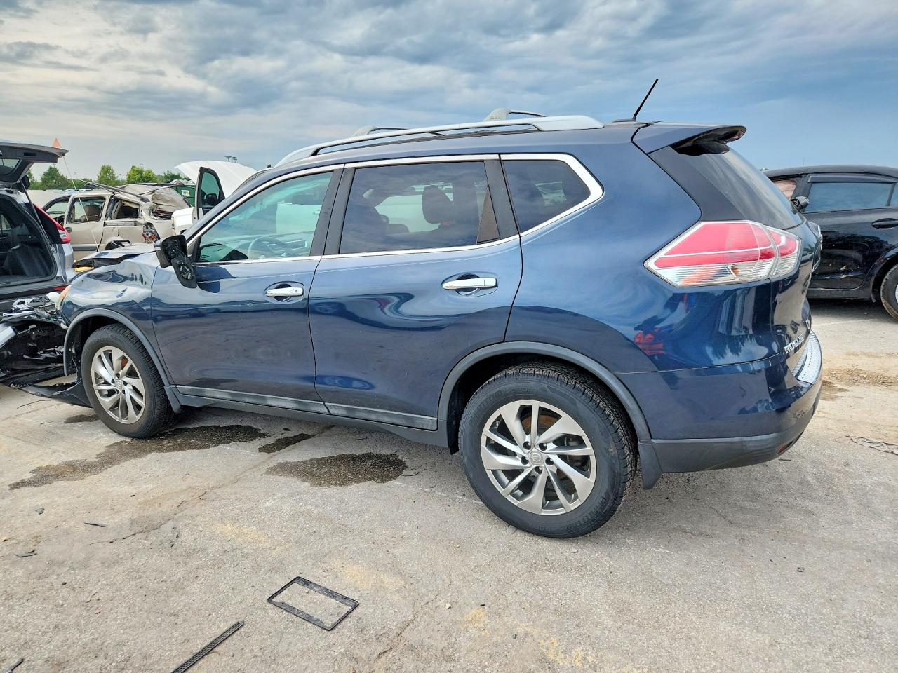 2015 NISSAN ROGUE SL — снимка 2