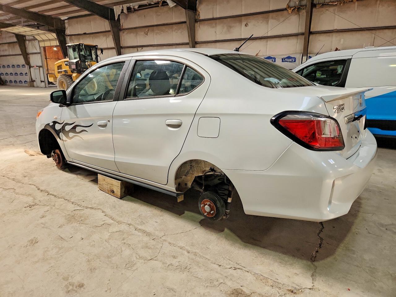2024 MITSUBISHI MIRAGE G4 ES — снимка 2