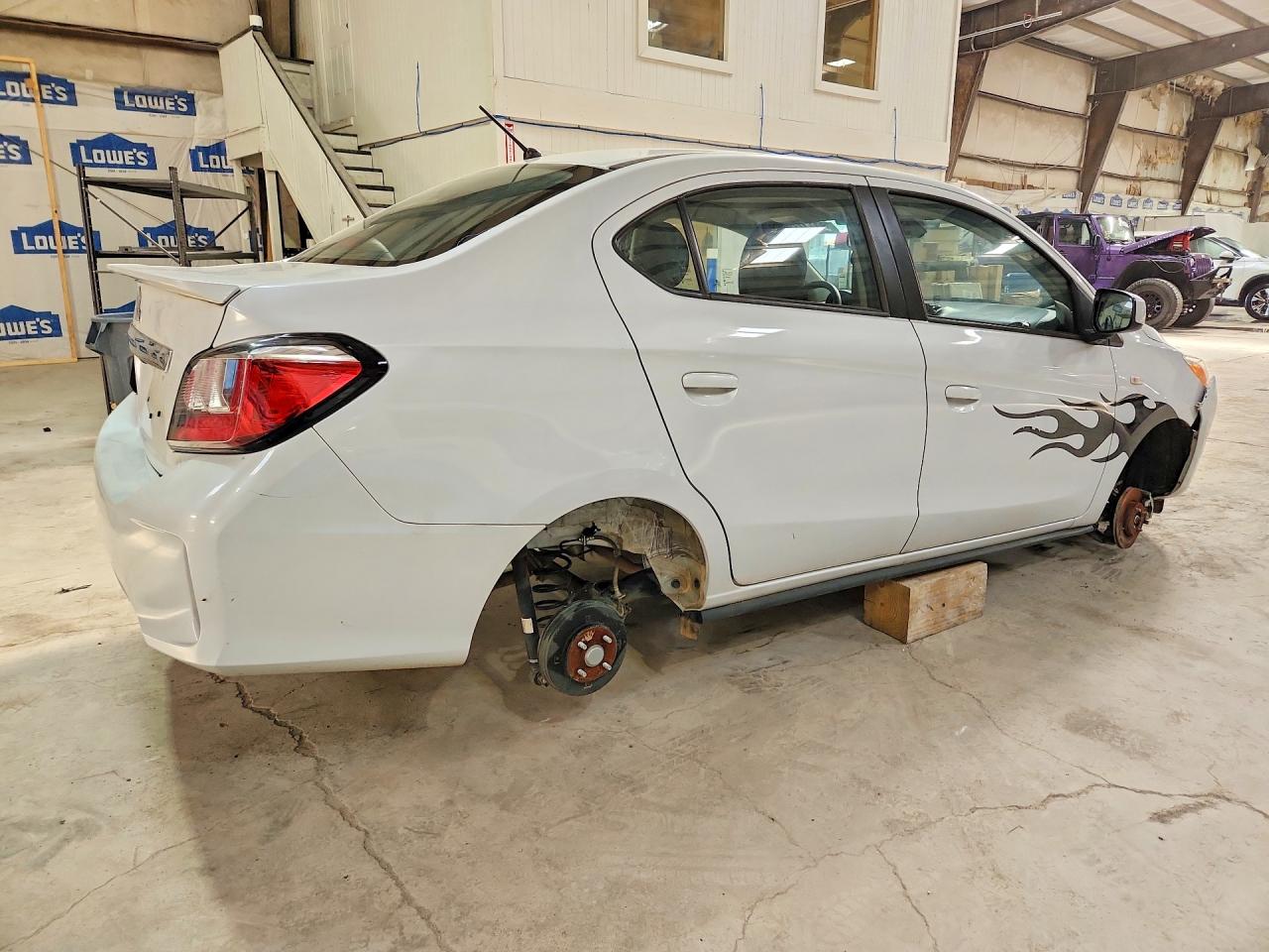 2024 MITSUBISHI MIRAGE G4 ES — снимка 3
