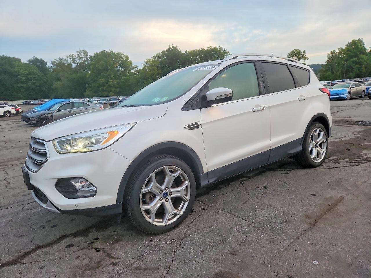 2019 FORD ESCAPE TITANIUM