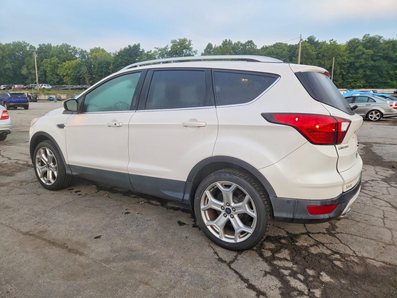 2019 FORD ESCAPE TITANIUM — снимка 2