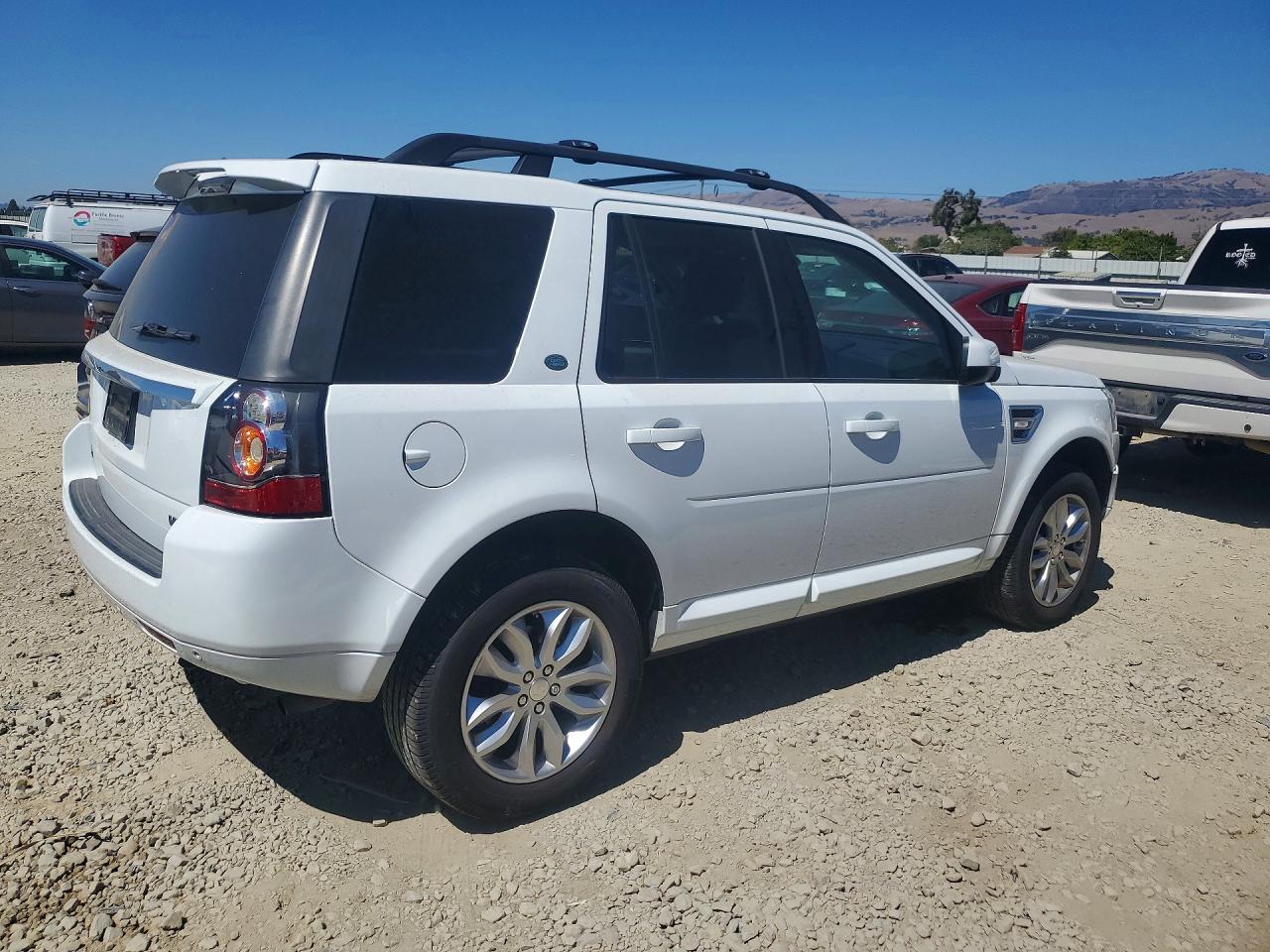 2015 LAND ROVER LR2 BASE/HSE — снимка 3