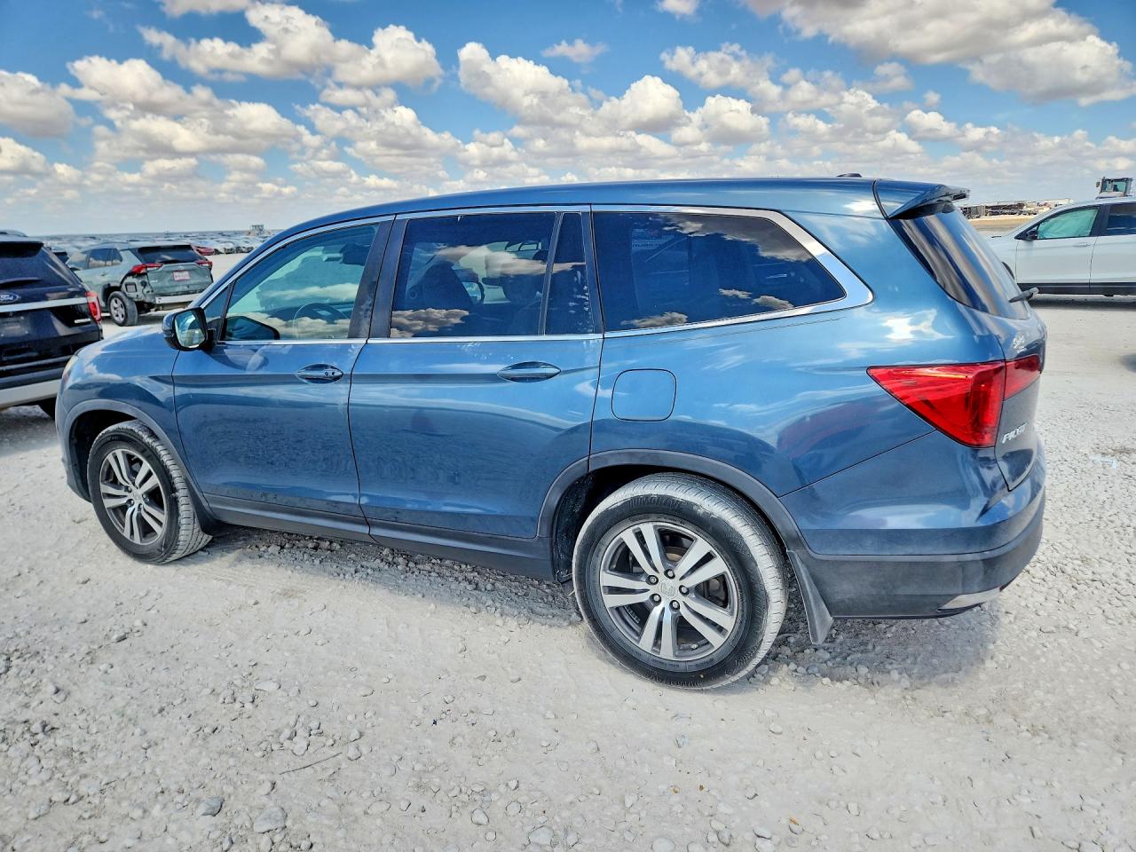 2016 HONDA PILOT EXL — снимка 2