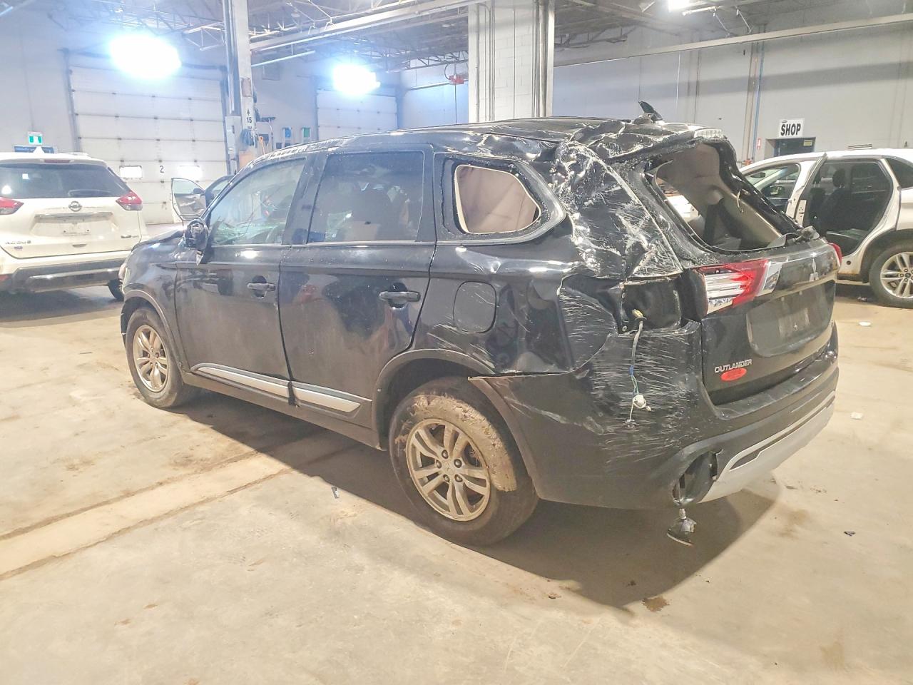 2020 MITSUBISHI OUTLANDER ES — снимка 2