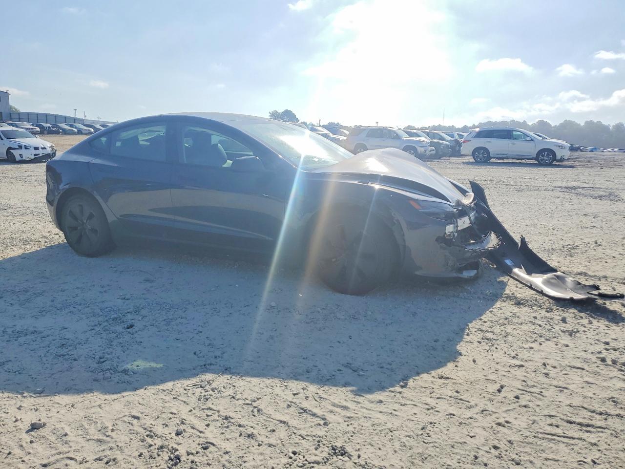 2025 TESLA MODEL 3 — снимка 4