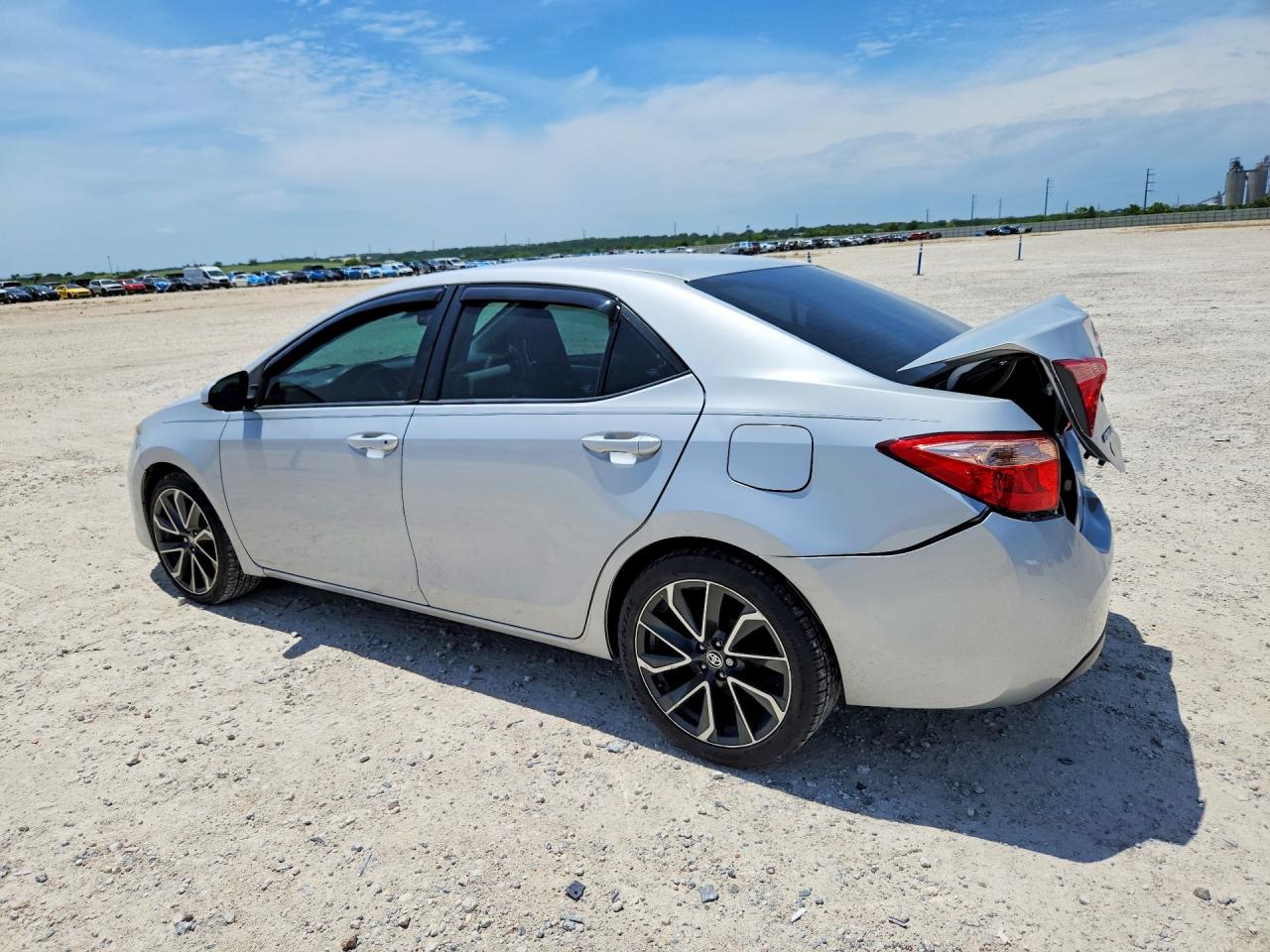 2019 TOYOTA COROLLA L — снимка 2