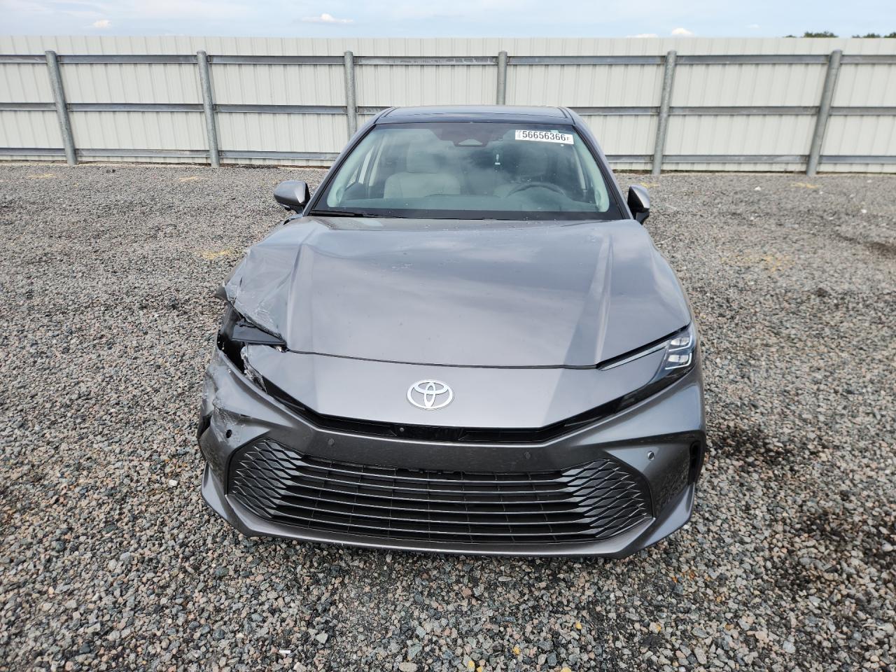 2026 TOYOTA CAMRY XLE — снимка 5