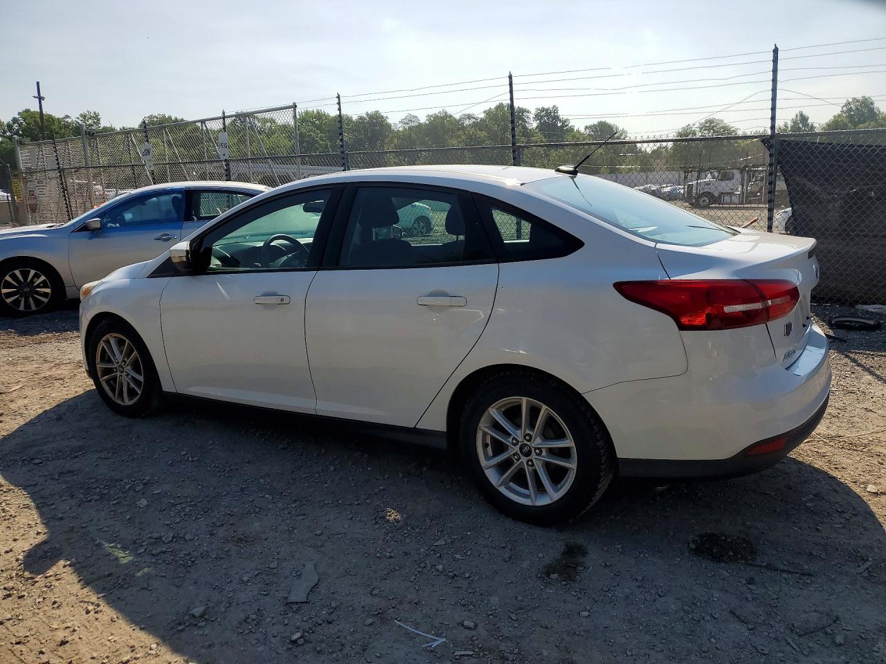 2017 FORD FOCUS SE — снимка 2