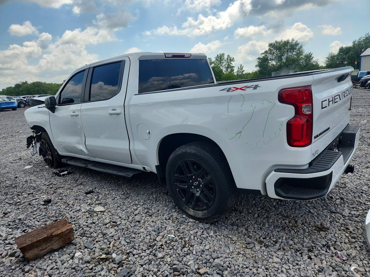 2023 CHEVROLET SILVERADO K1500 RST — снимка 2