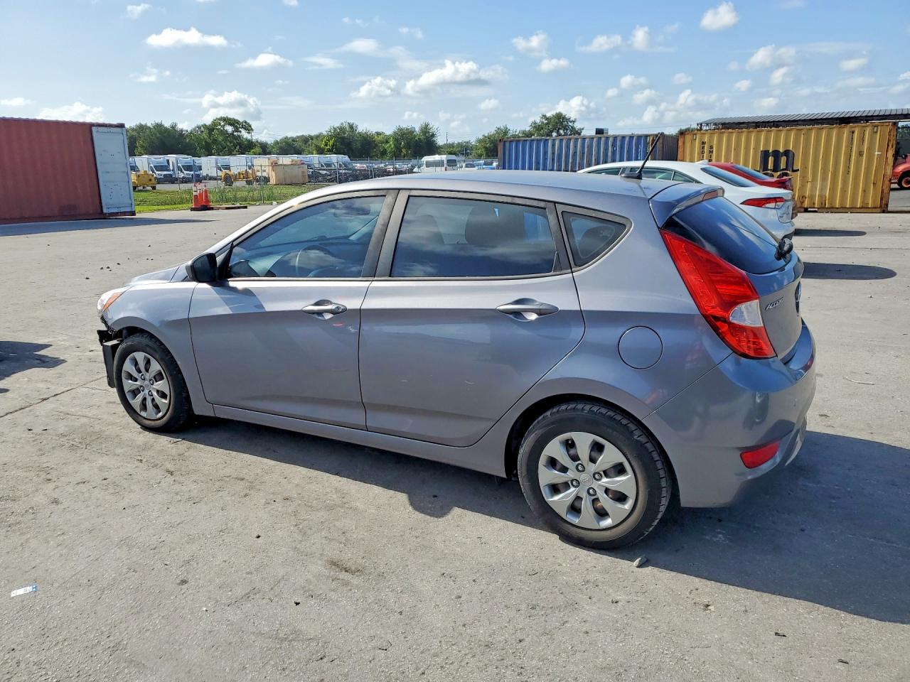 2017 HYUNDAI ACCENT SE — снимка 2