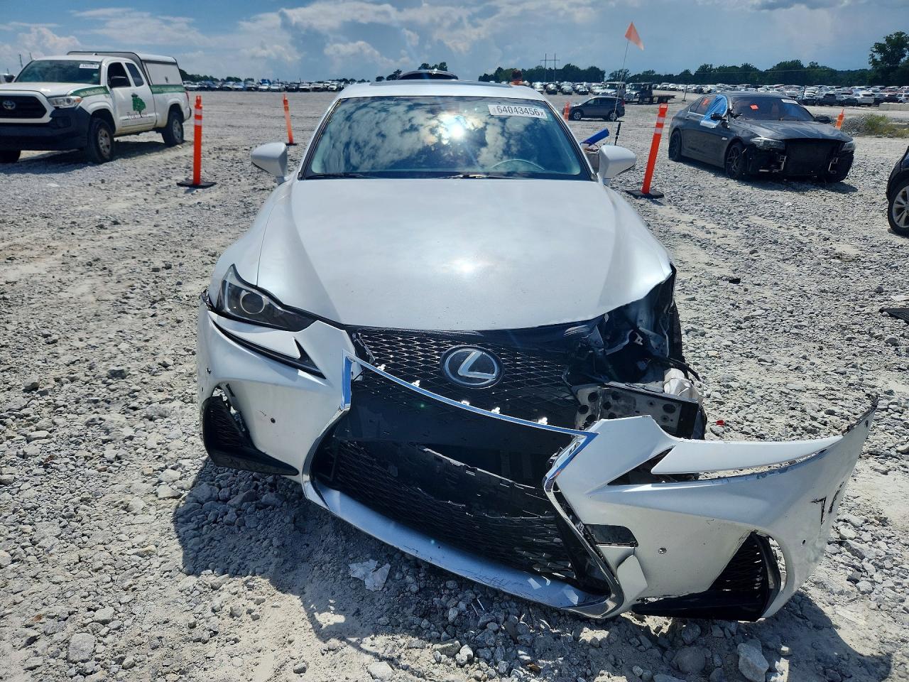 2017 LEXUS IS 200T — снимка 5