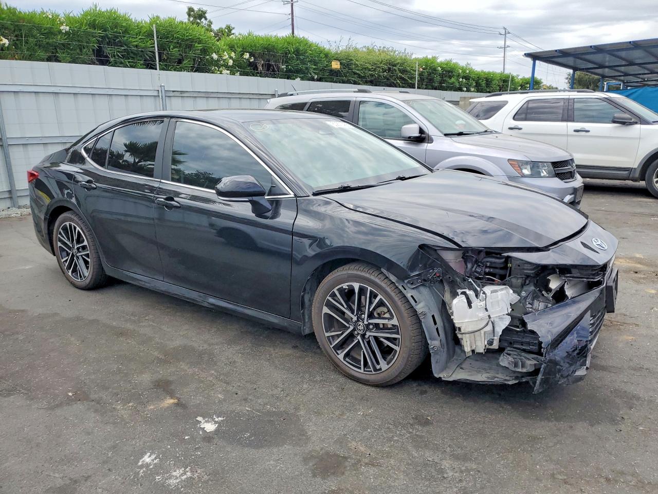 2025 TOYOTA CAMRY XLE — снимка 4