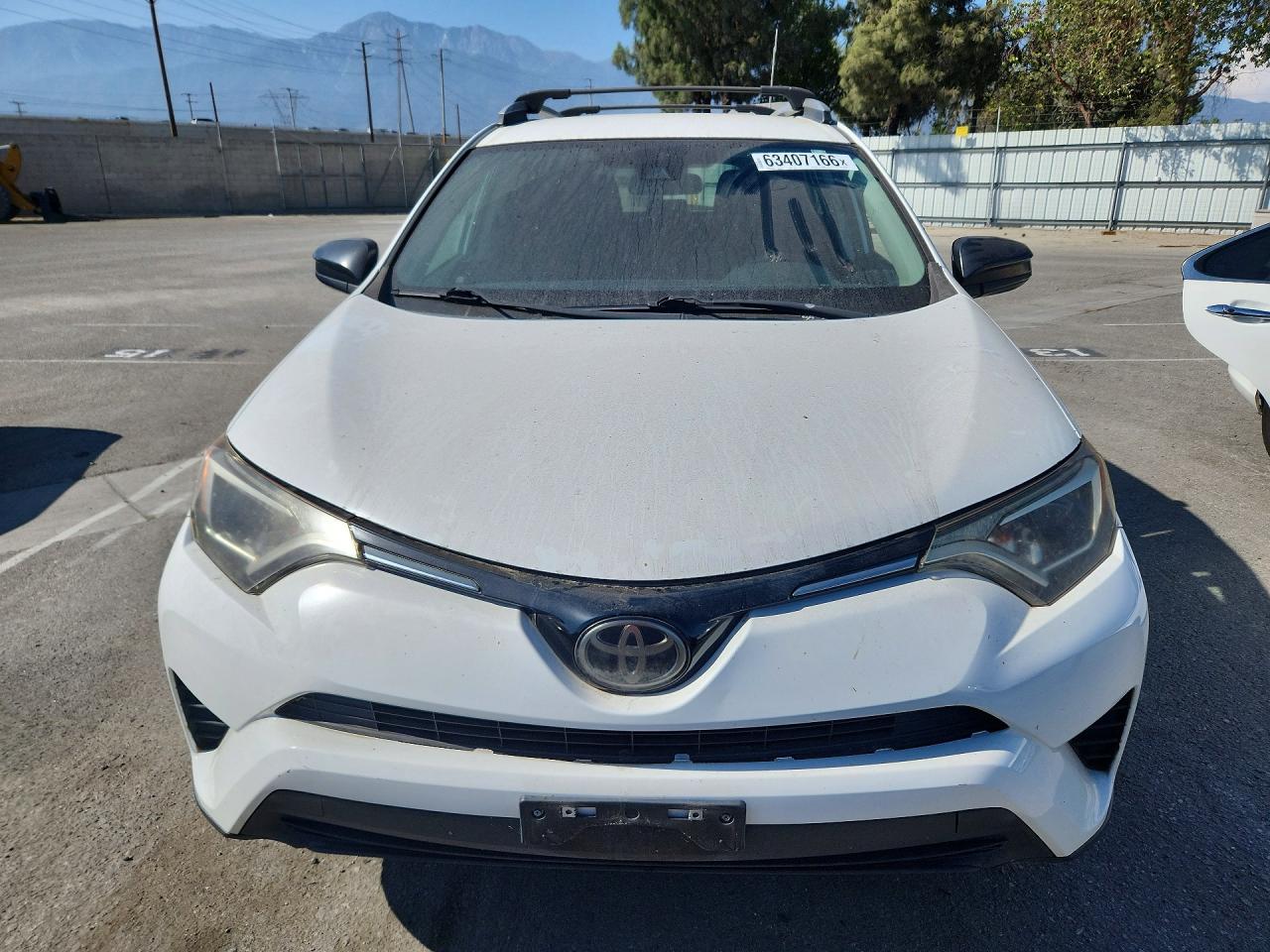 2018 TOYOTA RAV4 LE — снимка 5