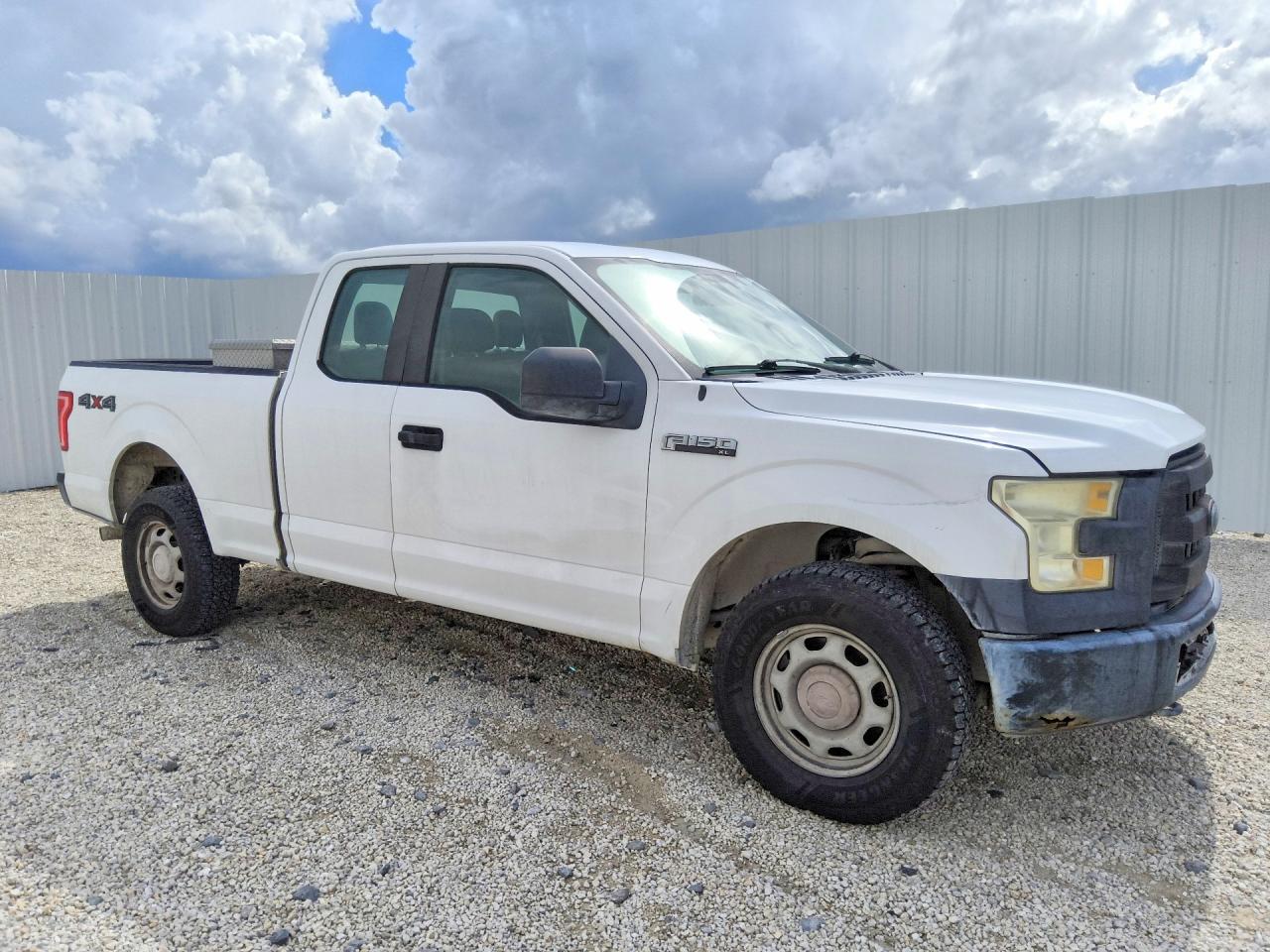 2015 FORD F150 SUPER CAB — снимка 4
