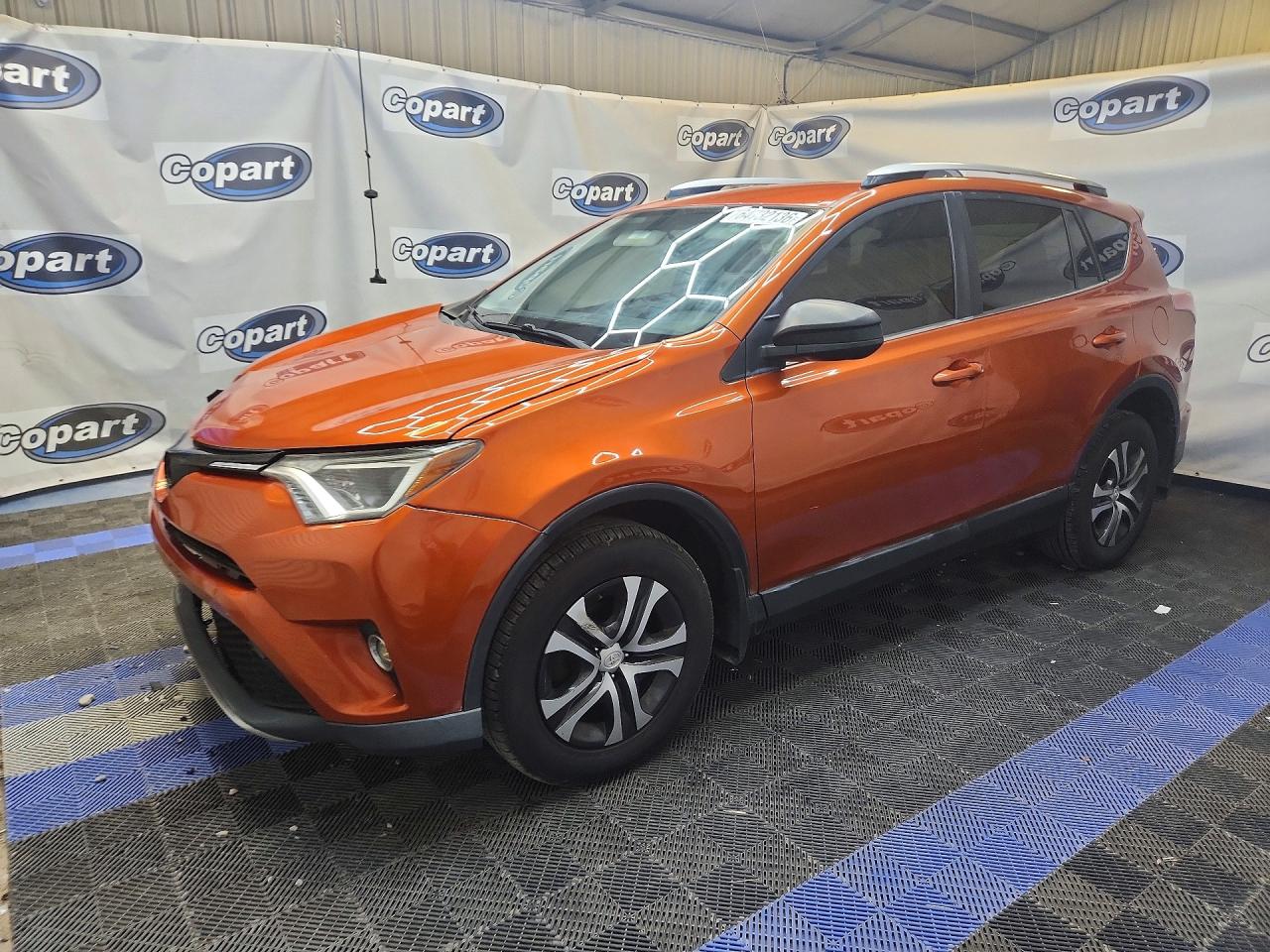 2016 TOYOTA RAV4 LE