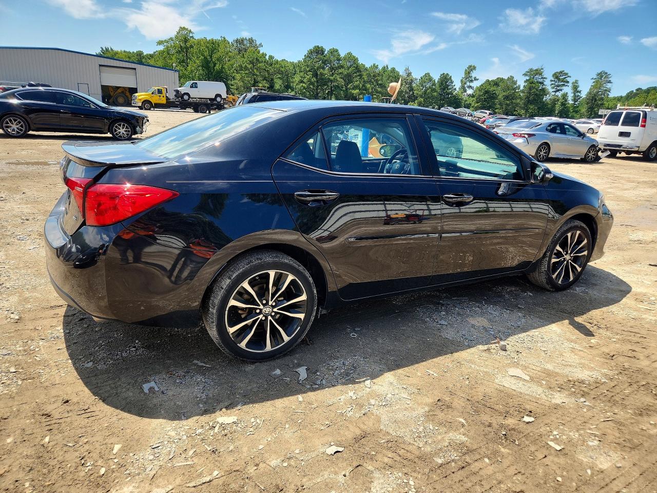 2017 TOYOTA COROLLA SE — снимка 3