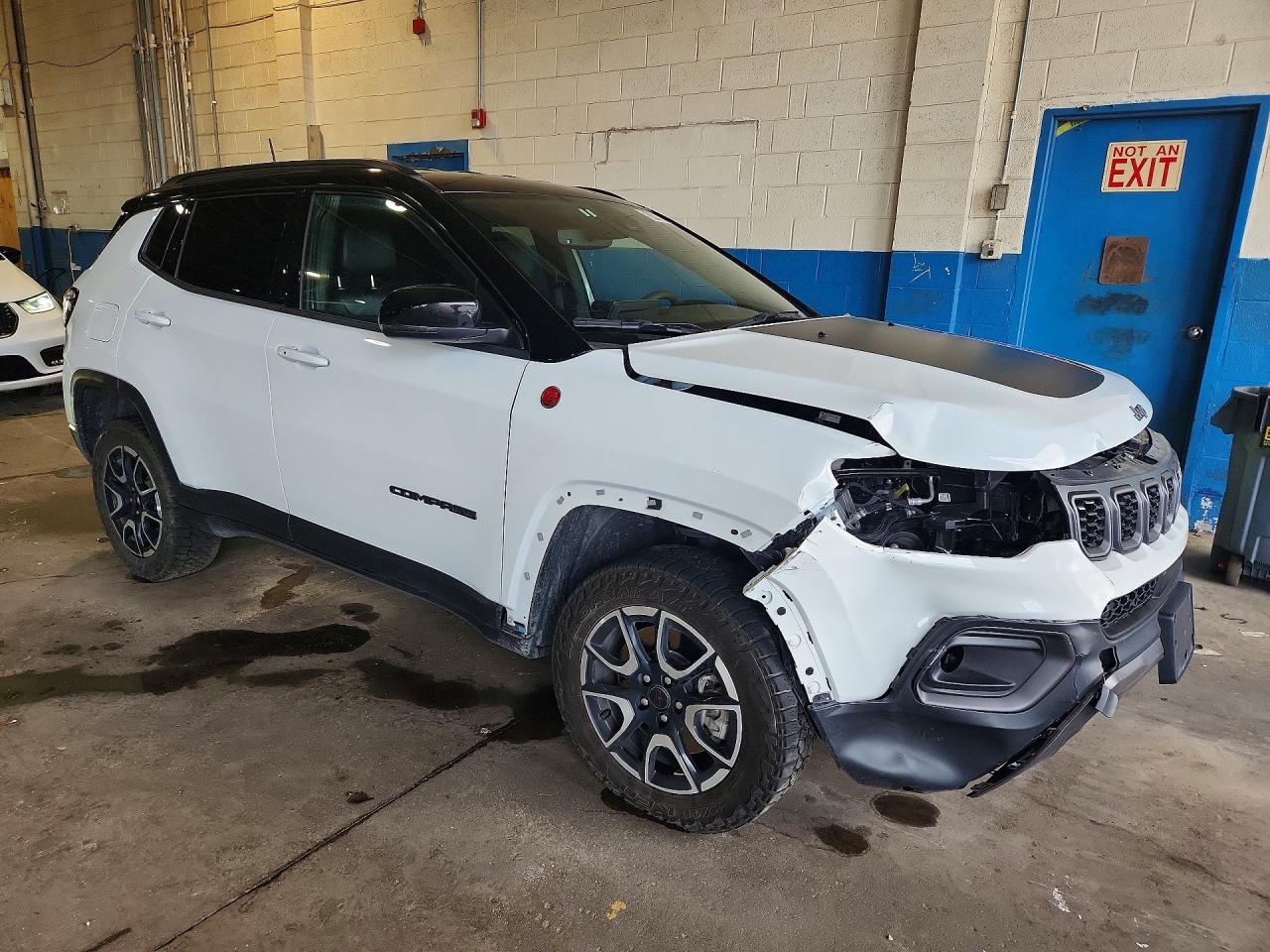 2025 JEEP COMPASS TRAILHAWK — снимка 4