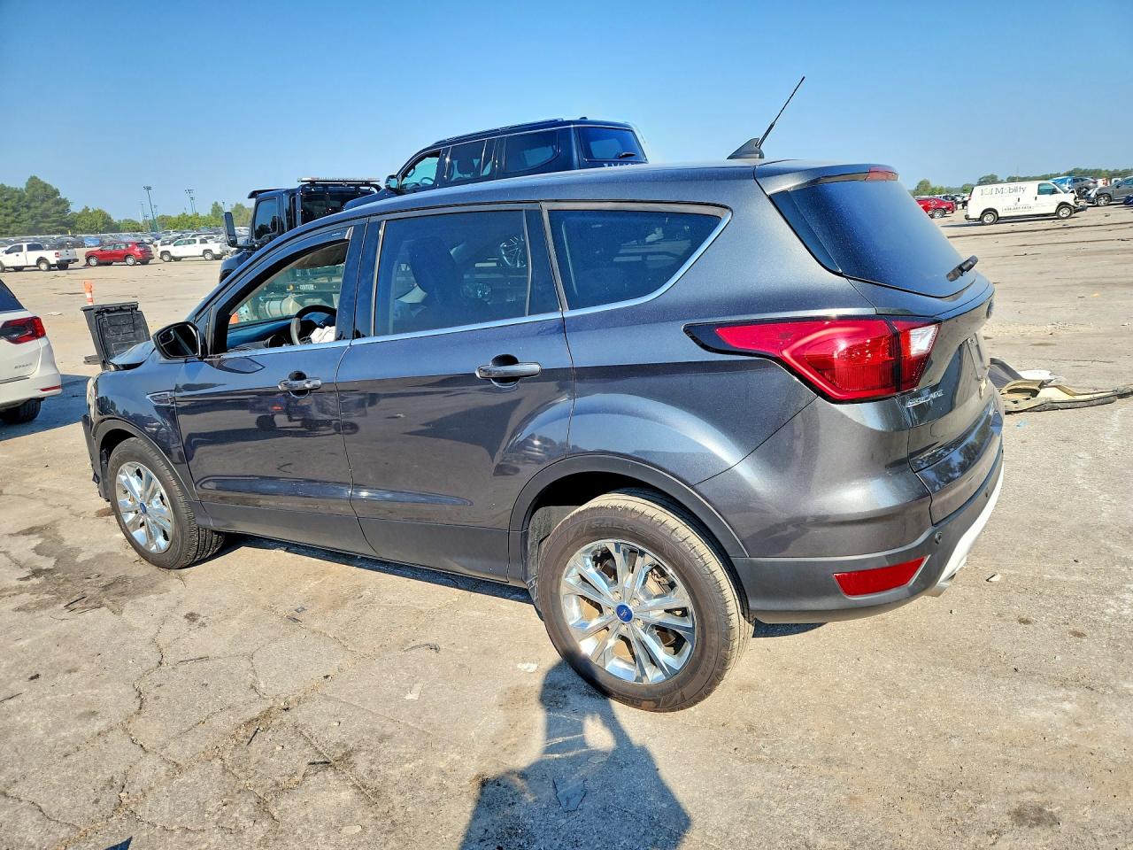 2019 FORD ESCAPE SE — снимка 2