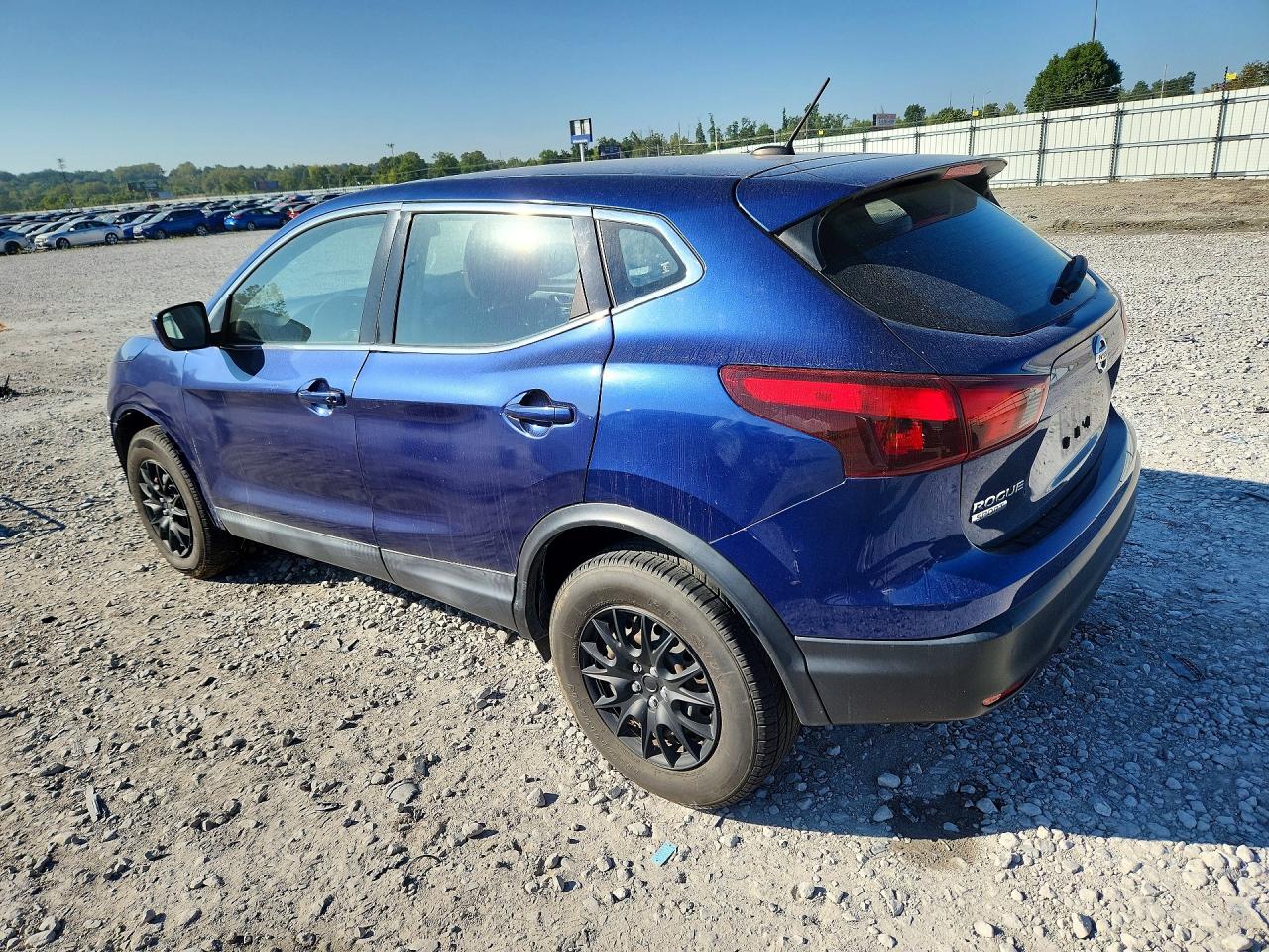 2018 NISSAN ROGUE SPORT S — снимка 2