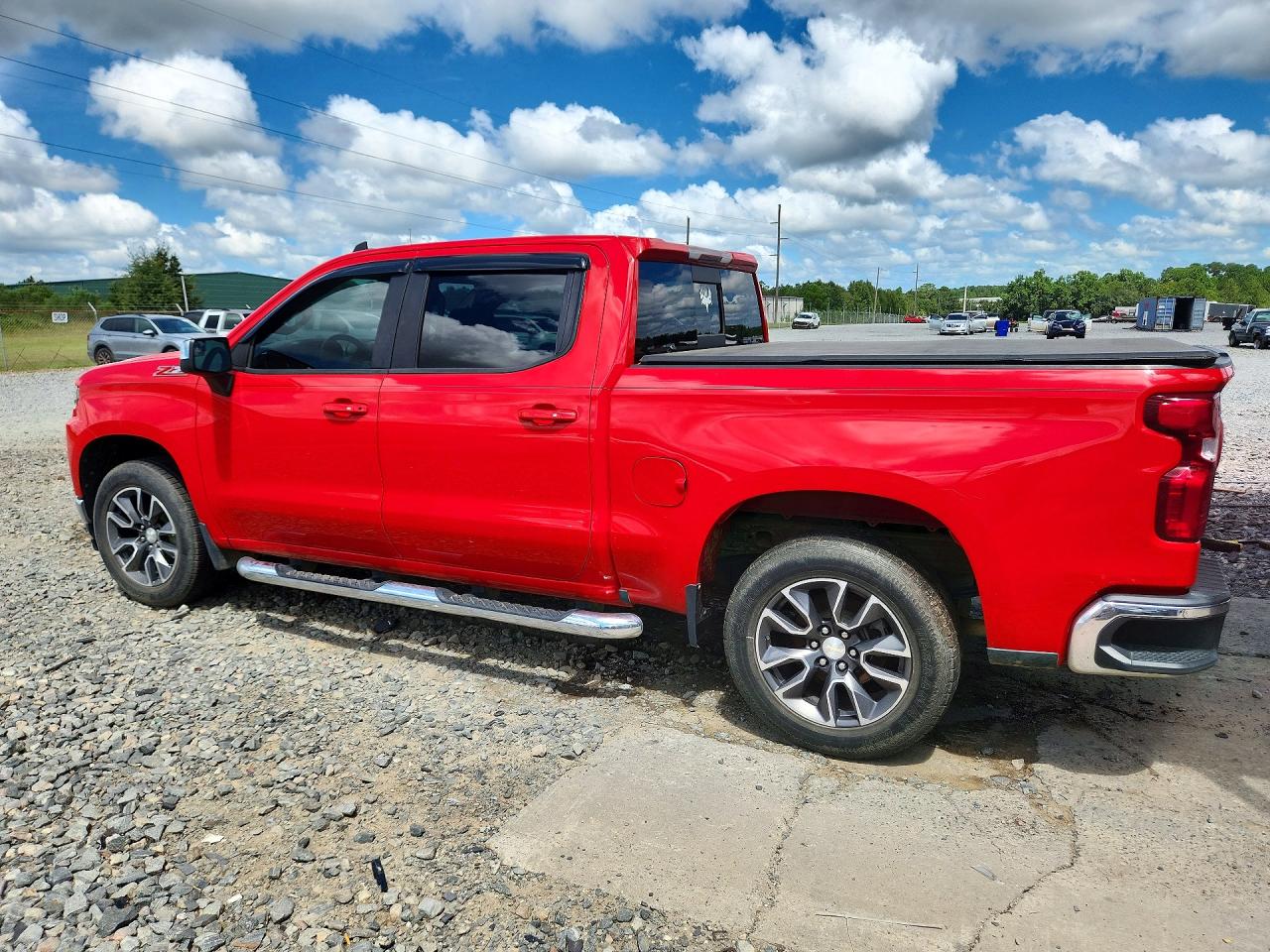 2019 CHEVROLET SILVERADO K1500 LT — снимка 2