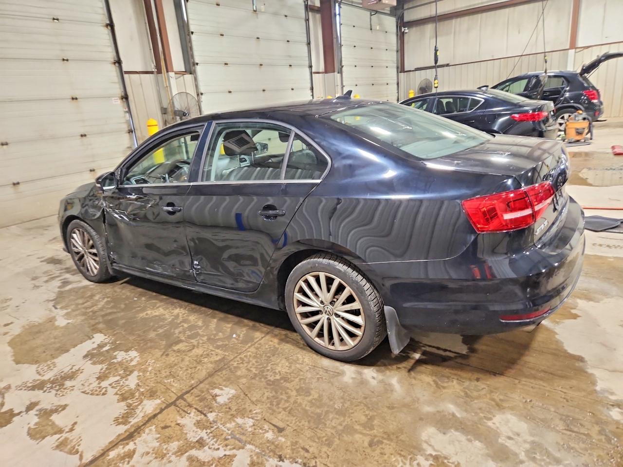 2015 VOLKSWAGEN JETTA SE — снимка 2