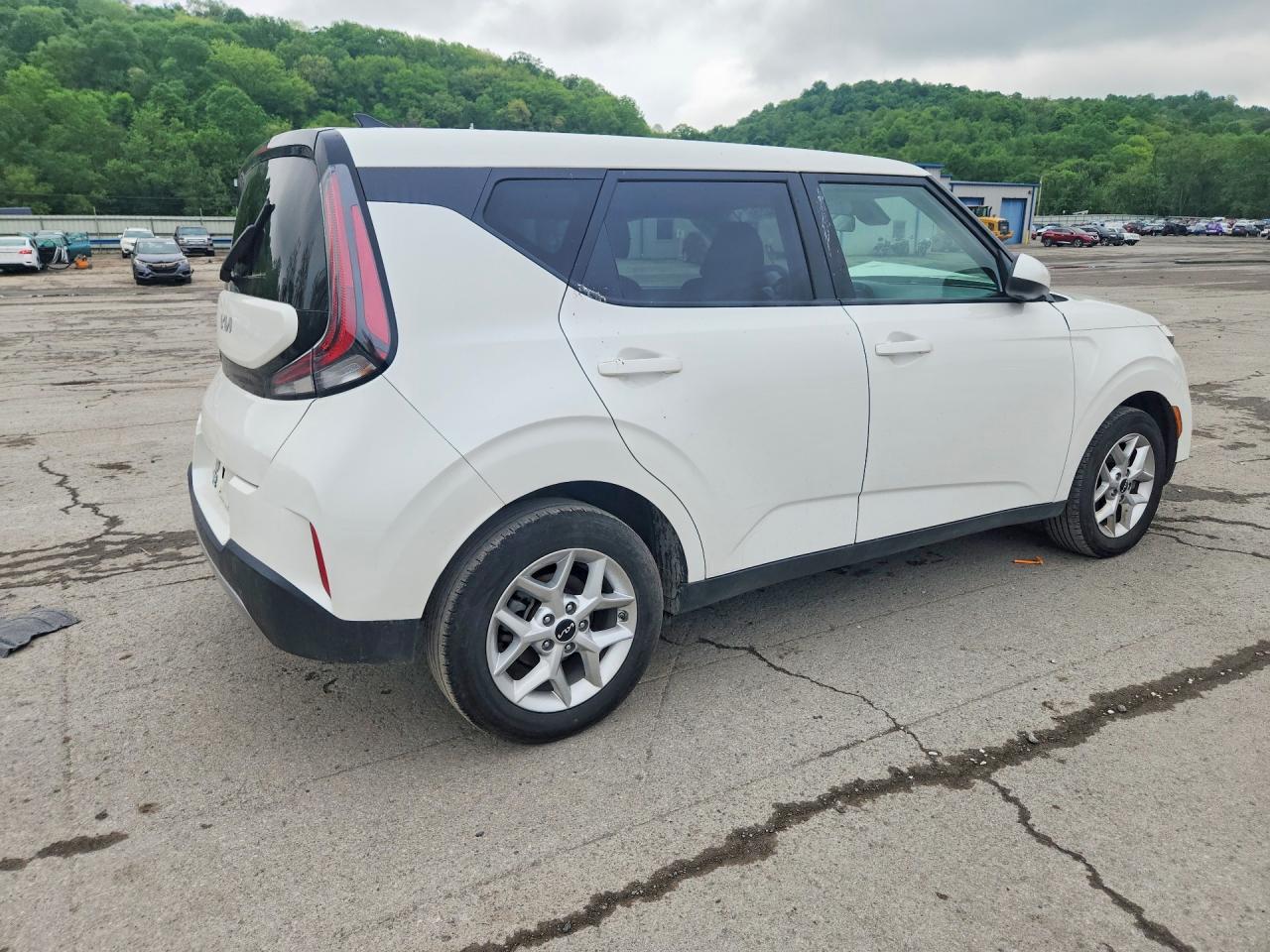 2025 KIA SOUL LX — снимка 3