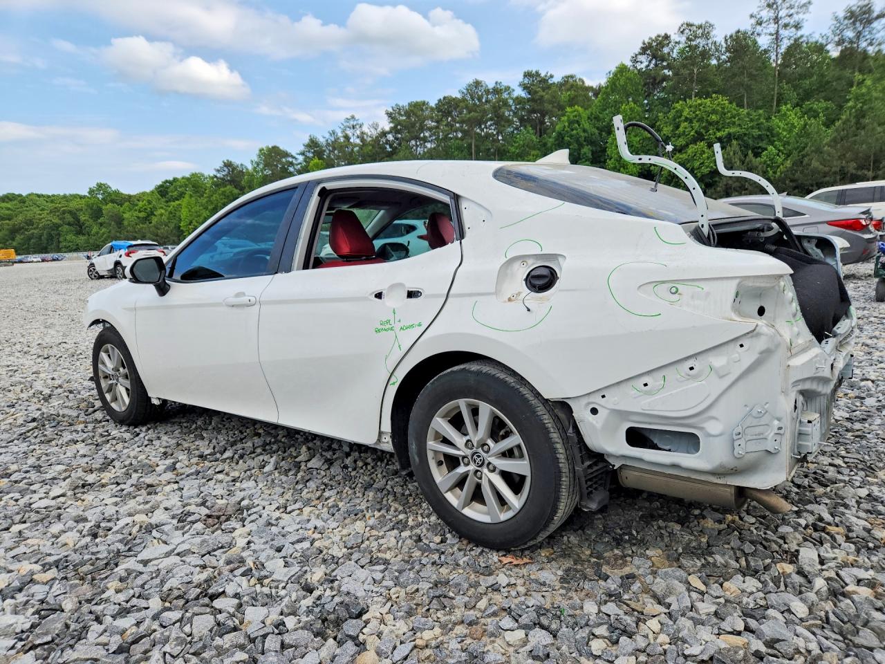 2025 TOYOTA CAMRY LE — снимка 2