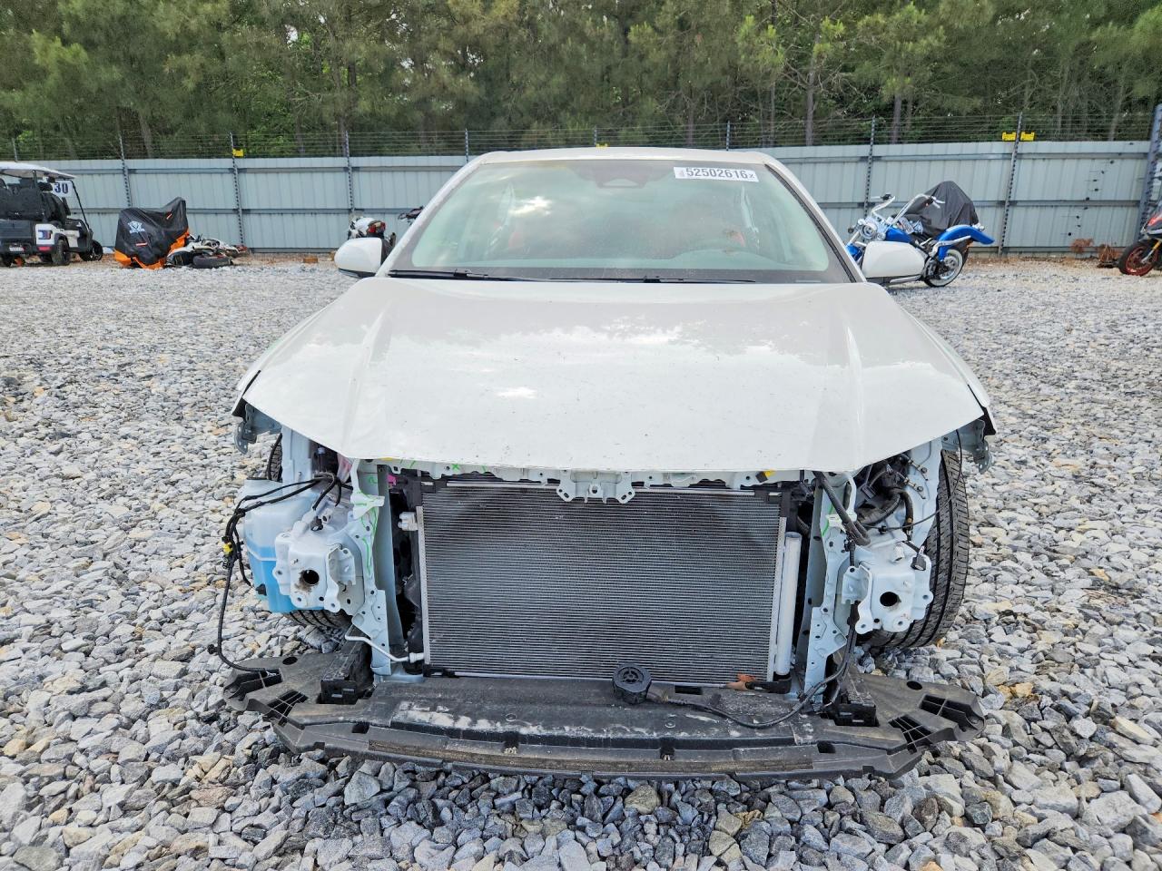 2025 TOYOTA CAMRY LE — снимка 5