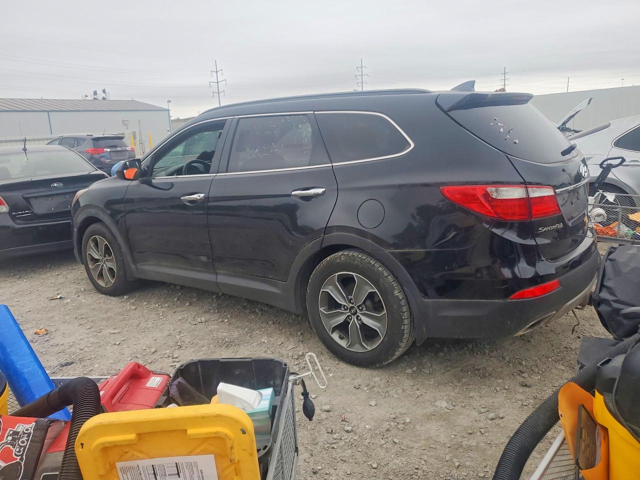 2016 HYUNDAI SANTA FE SE — photo 2
