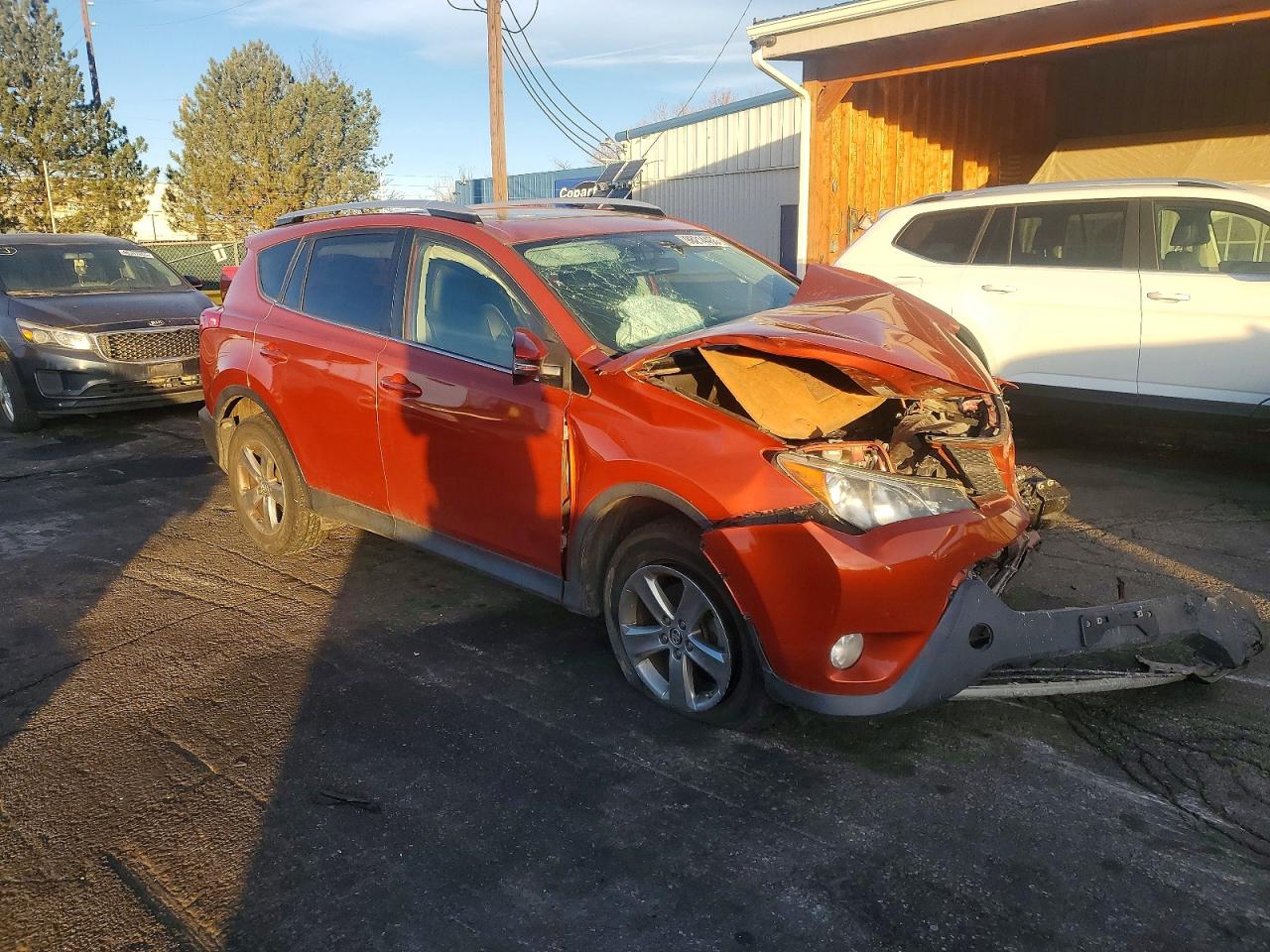 2015 TOYOTA RAV4 XLE — снимка 4