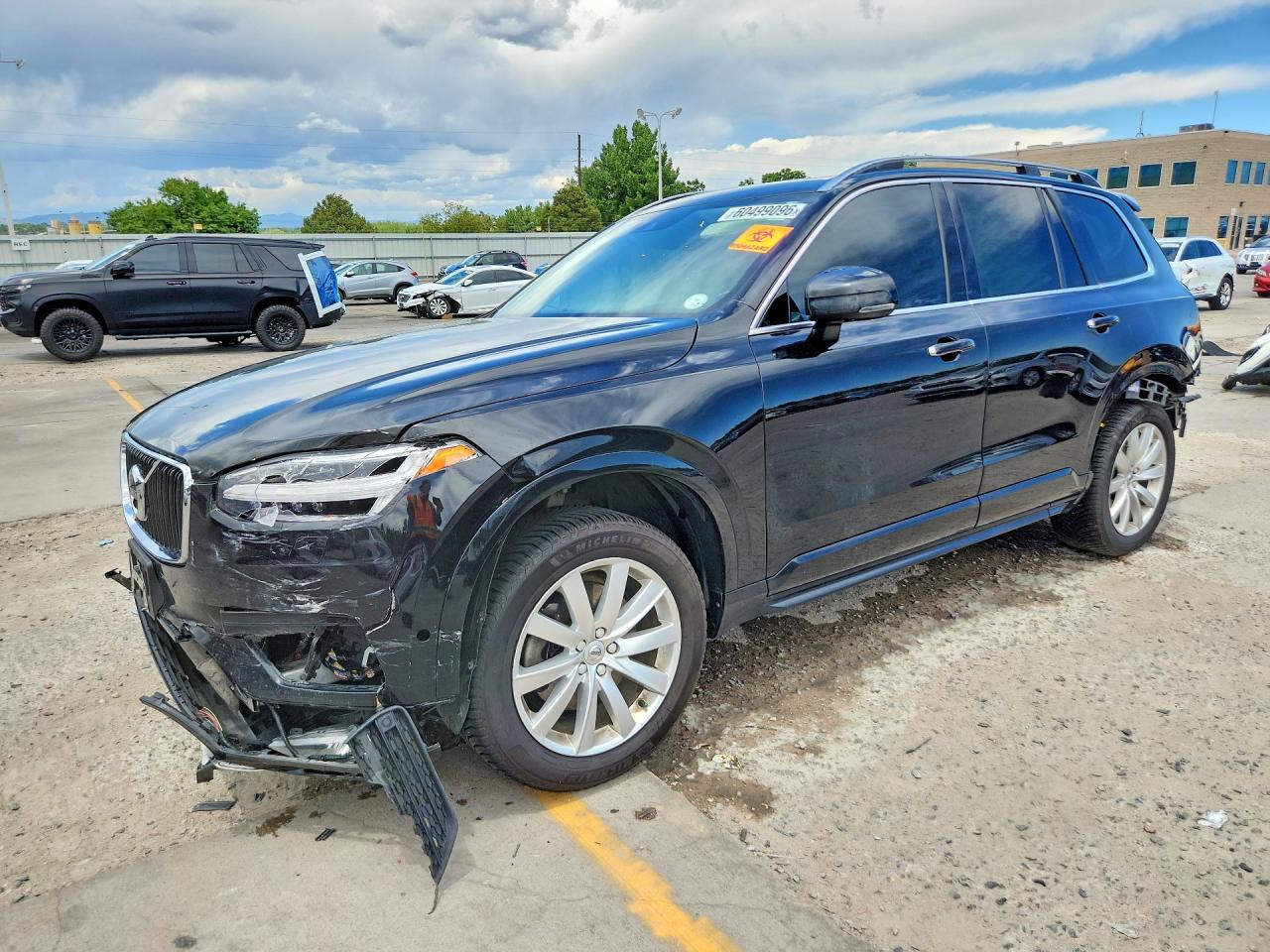 2016 VOLVO XC90 T6