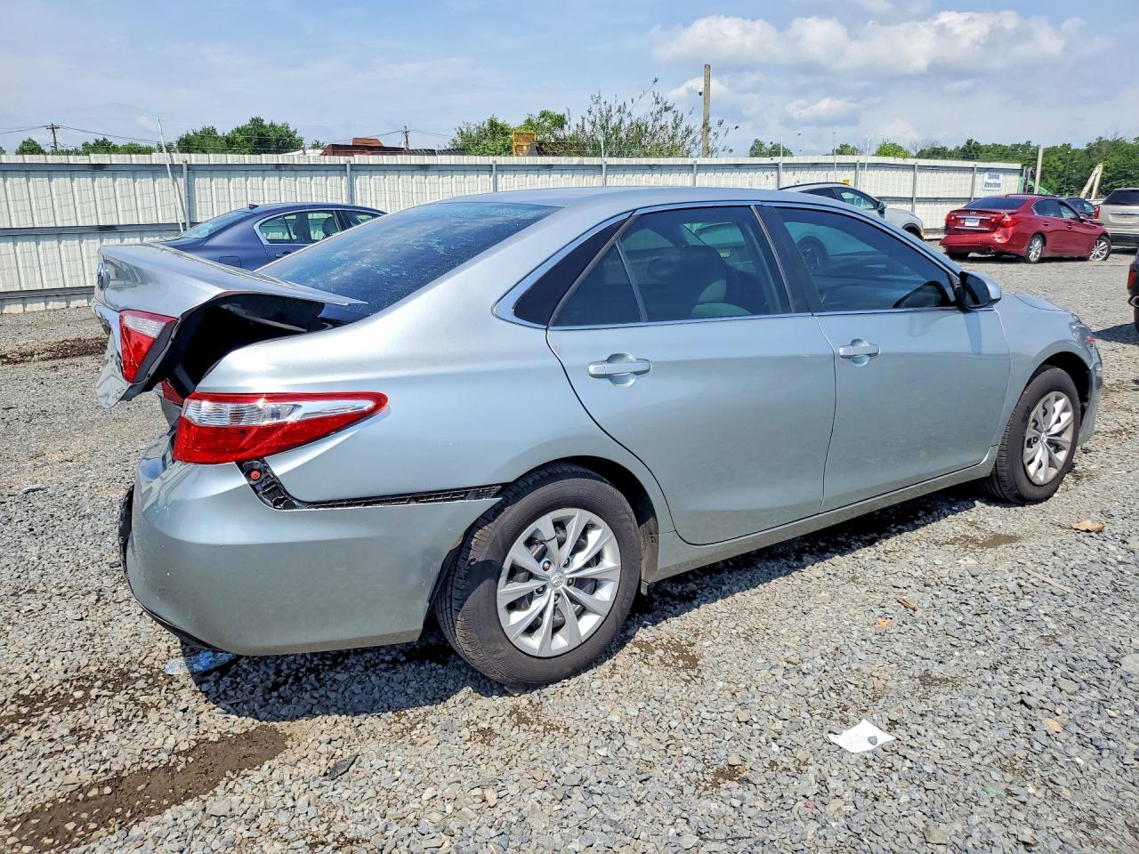 2017 TOYOTA CAMRY LE — снимка 3