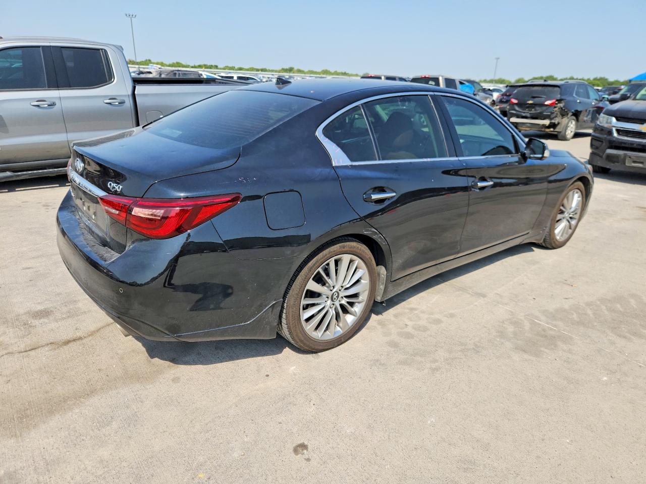 2023 INFINITI Q50 LUXE — снимка 3