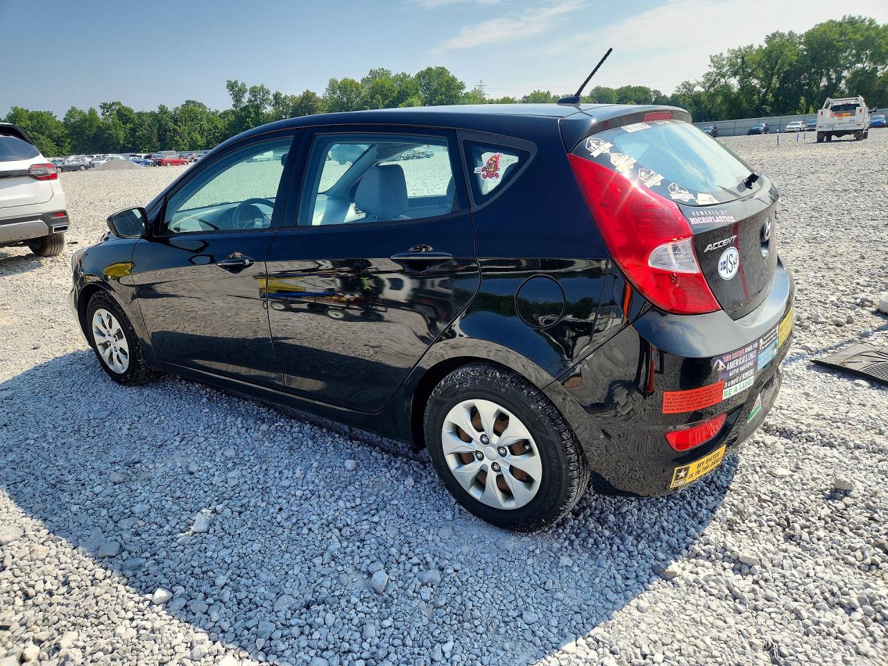 2017 HYUNDAI ACCENT SE — снимка 2