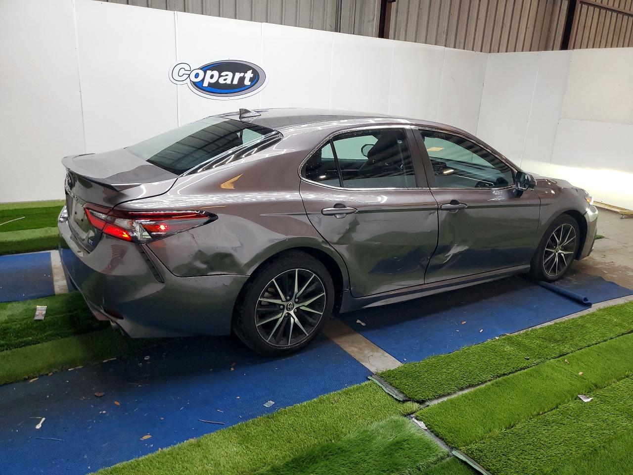 2022 TOYOTA CAMRY SE — снимка 3